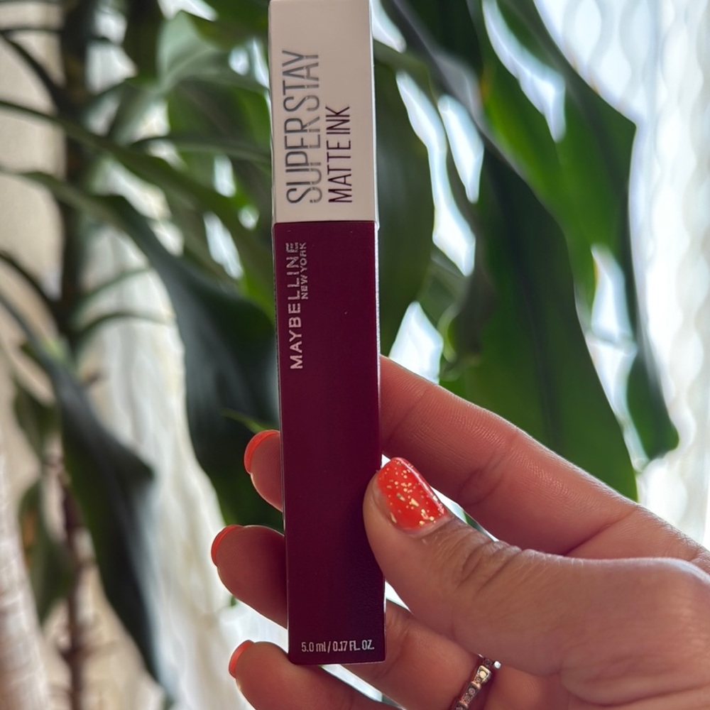 Maybelline Red Lipstick Bold Color Long-lasting